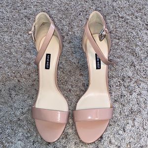Nine West Patent leather heels!!!